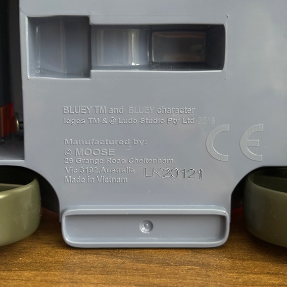 BLUEY HEELER 4WD FAMILY VEHICLE Orange Jeep Toy Car Van Blue Surfboard OPENS! - Picture 14 of 14